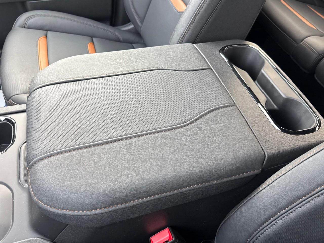 2026 GMC Sierra 1500 Crew Cab Short Box 4-Wheel Drive AT4 Photo