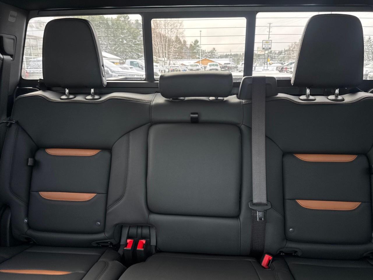 2026 GMC Sierra 1500 Crew Cab Short Box 4-Wheel Drive AT4 Photo