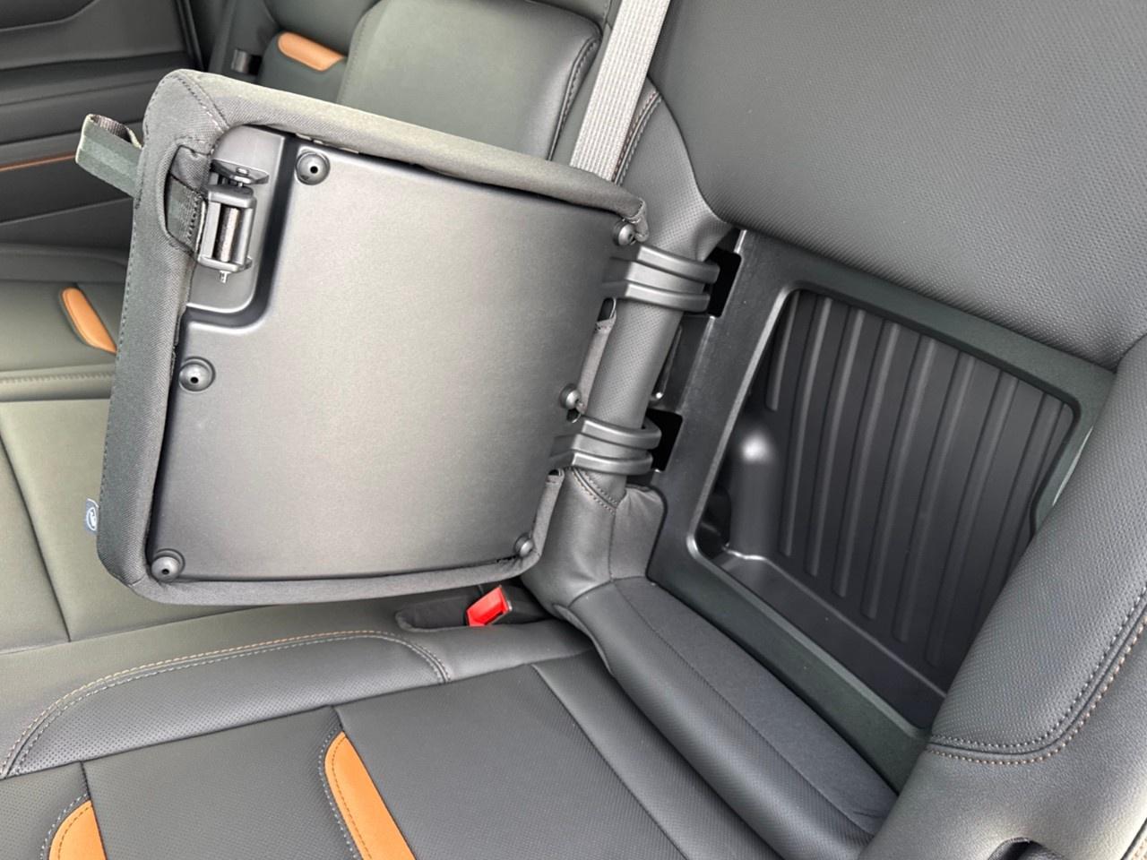 2026 GMC Sierra 1500 Crew Cab Short Box 4-Wheel Drive AT4 Photo