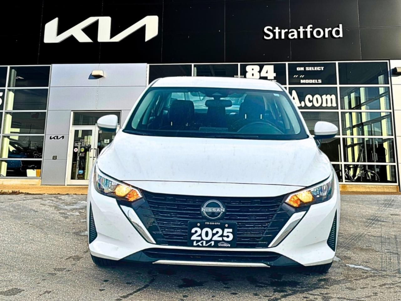 2025 Nissan Sentra SV Photo