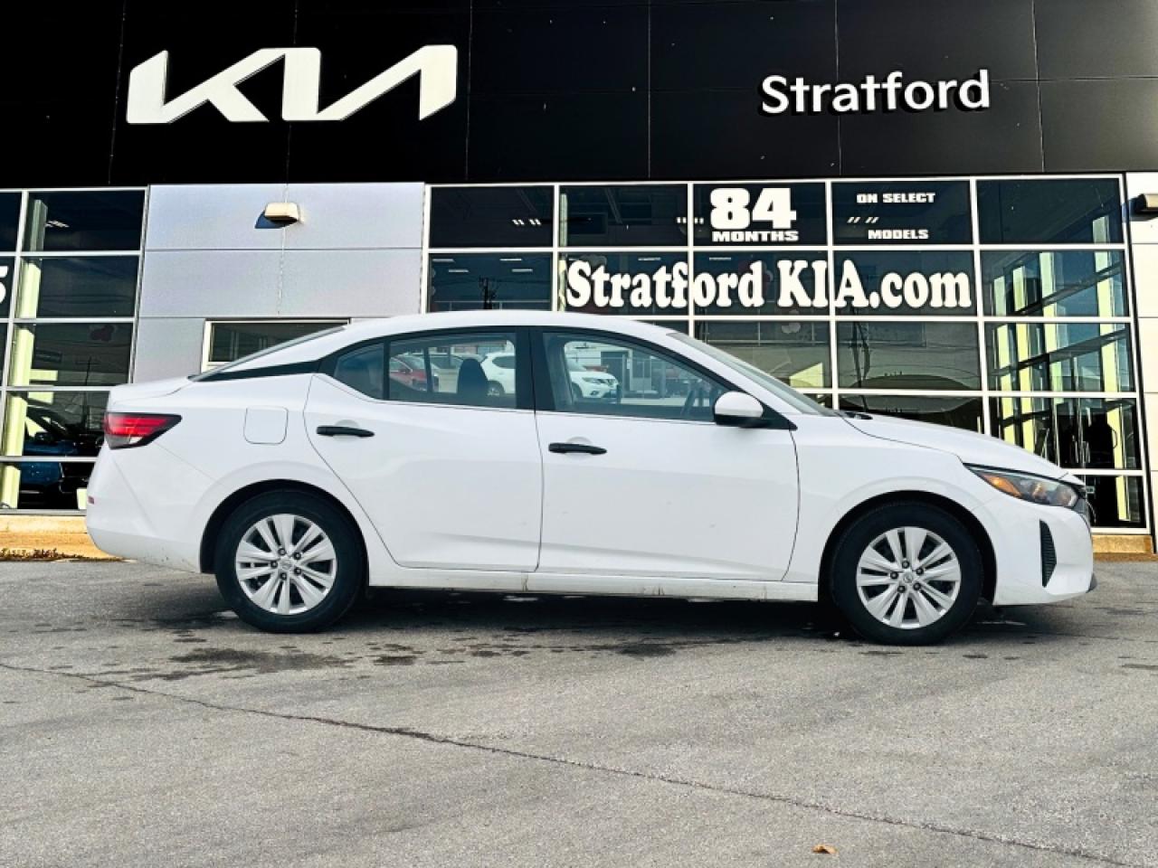 2025 Nissan Sentra SV Photo4