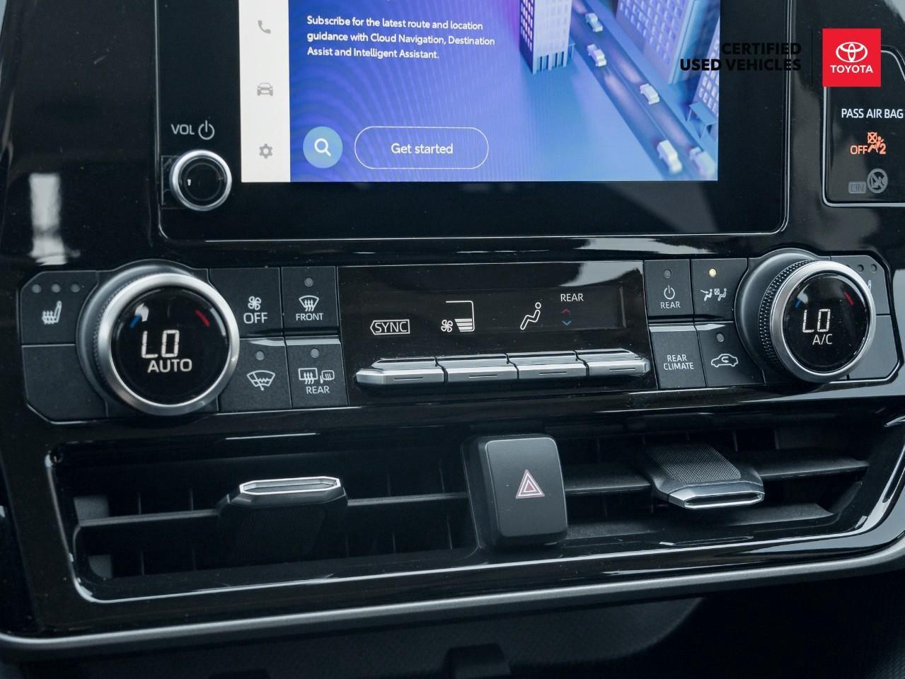 2023 Toyota Highlander XLE 4dr All-wheel Drive Photo