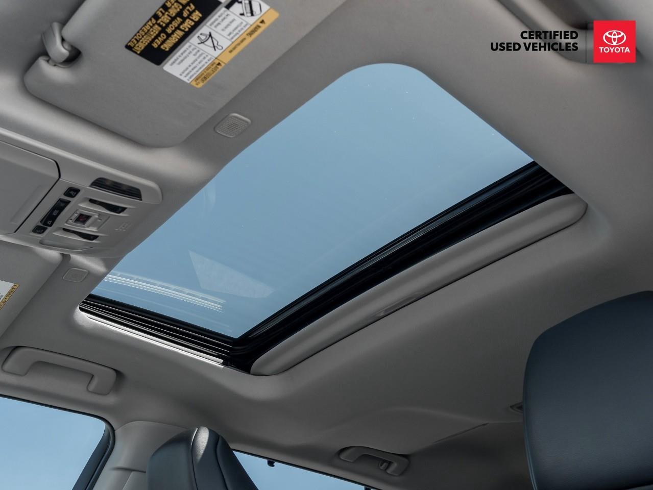 2023 Toyota Highlander XLE 4dr All-wheel Drive Photo