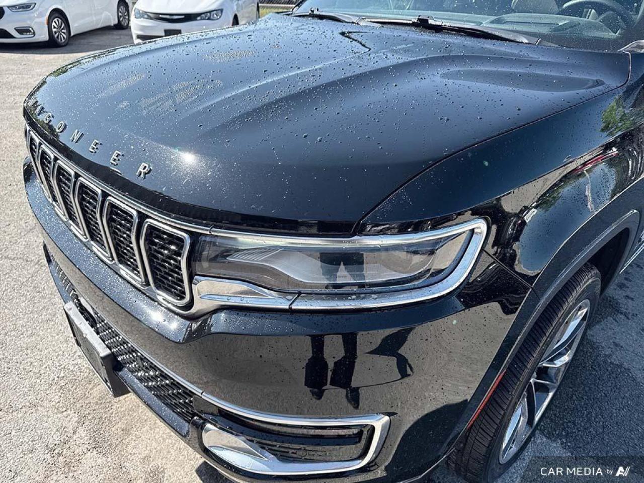 2022 Jeep Wagoneer Series III 4dr 4x4 Photo