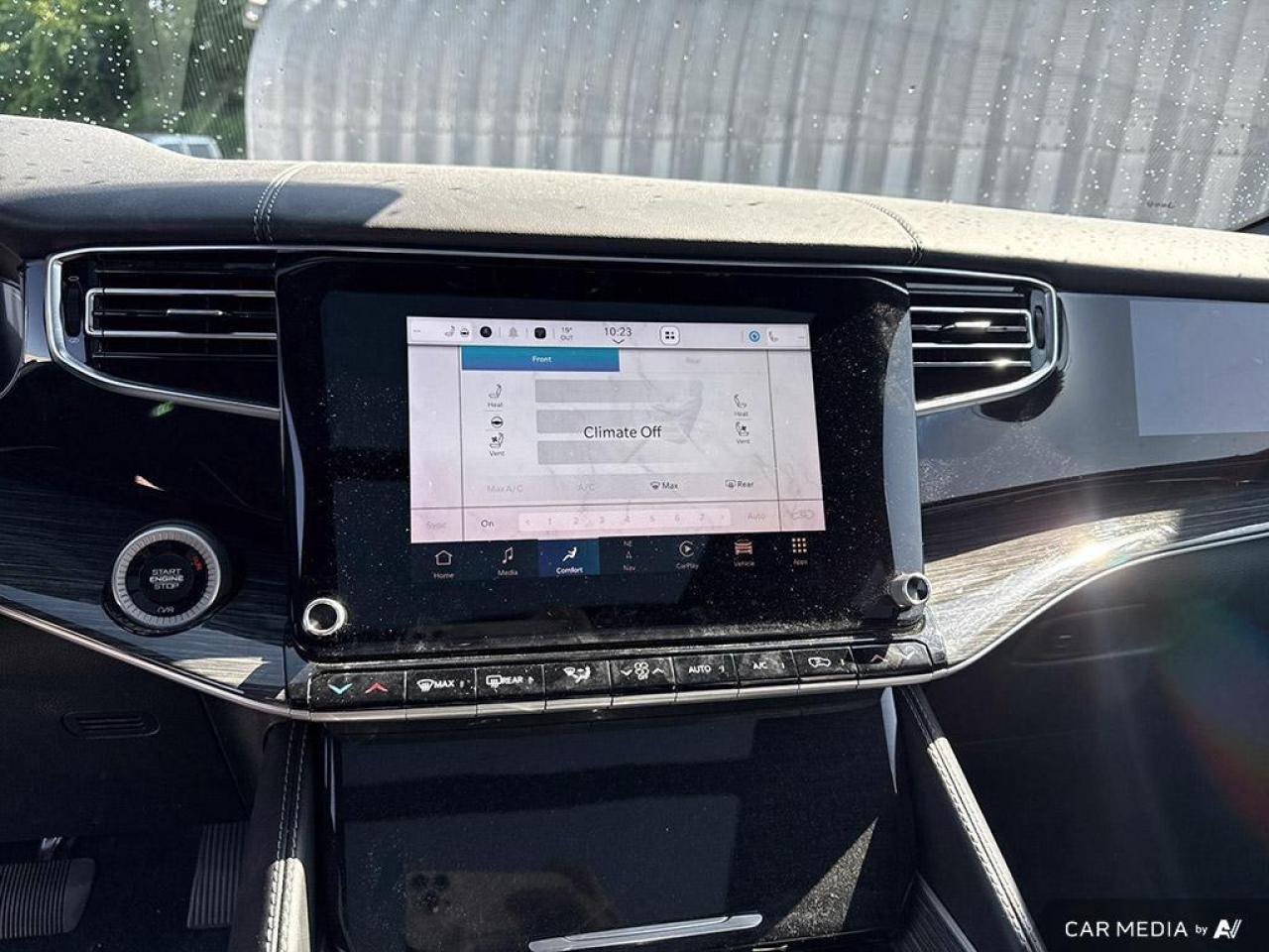 2022 Jeep Wagoneer Series III 4dr 4x4 Photo