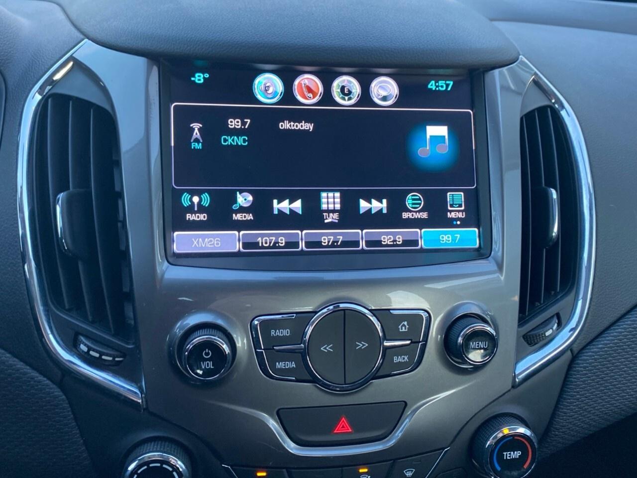 2018 Chevrolet Cruze Sedan LT (Automatic) Photo