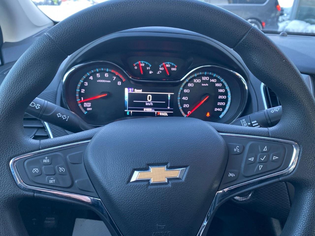 2018 Chevrolet Cruze Sedan LT (Automatic) Photo