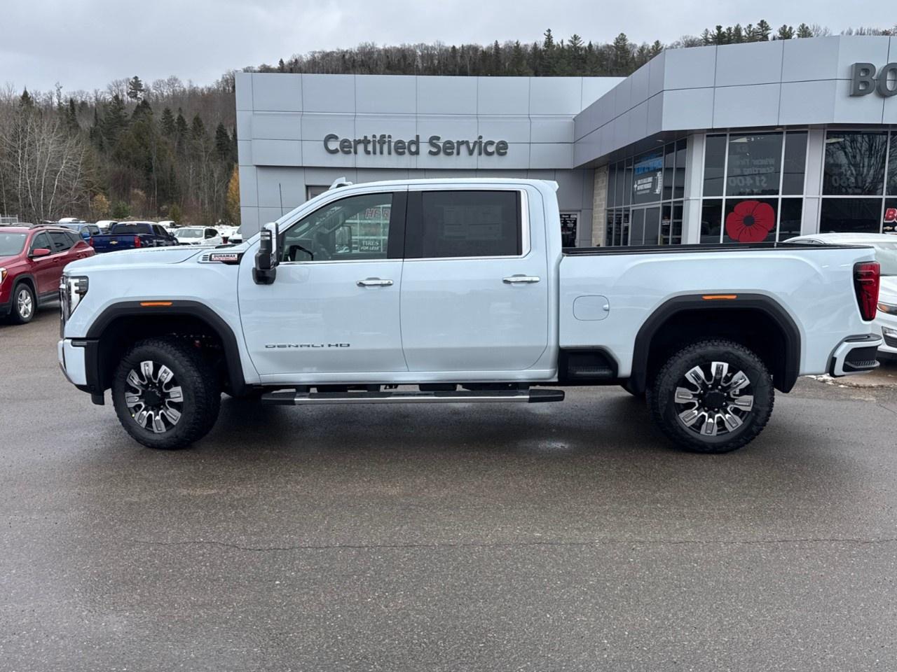 2026 GMC SIERRA 2500HD Crew Cab Standard Box 4-Wheel Drive Denali Photo