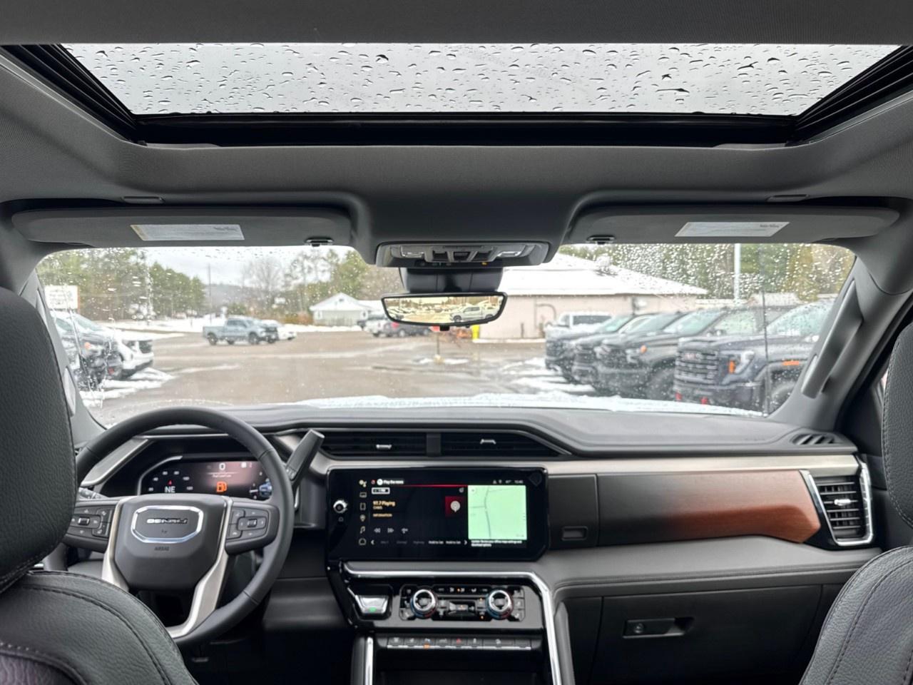 2026 GMC SIERRA 2500HD Crew Cab Standard Box 4-Wheel Drive Denali Photo