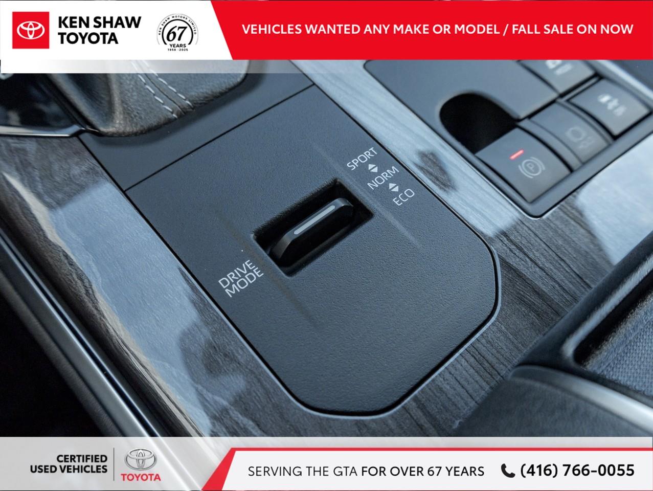 2023 Toyota Highlander Hybrid Limited 4dr All-Wheel Drive Photo