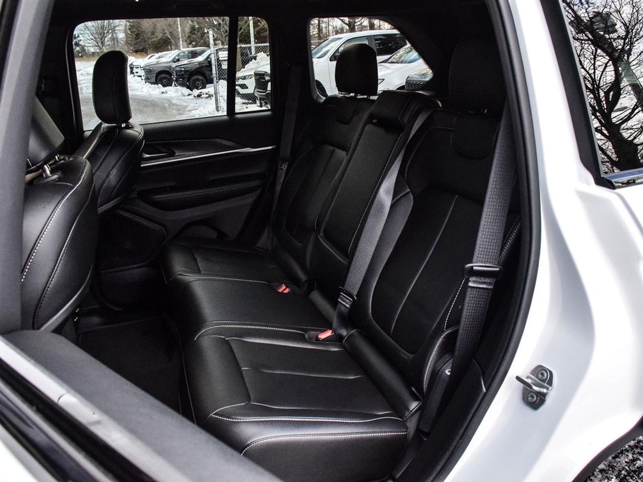 2025 Jeep Grand Cherokee Limited 4dr 4x4 Photo