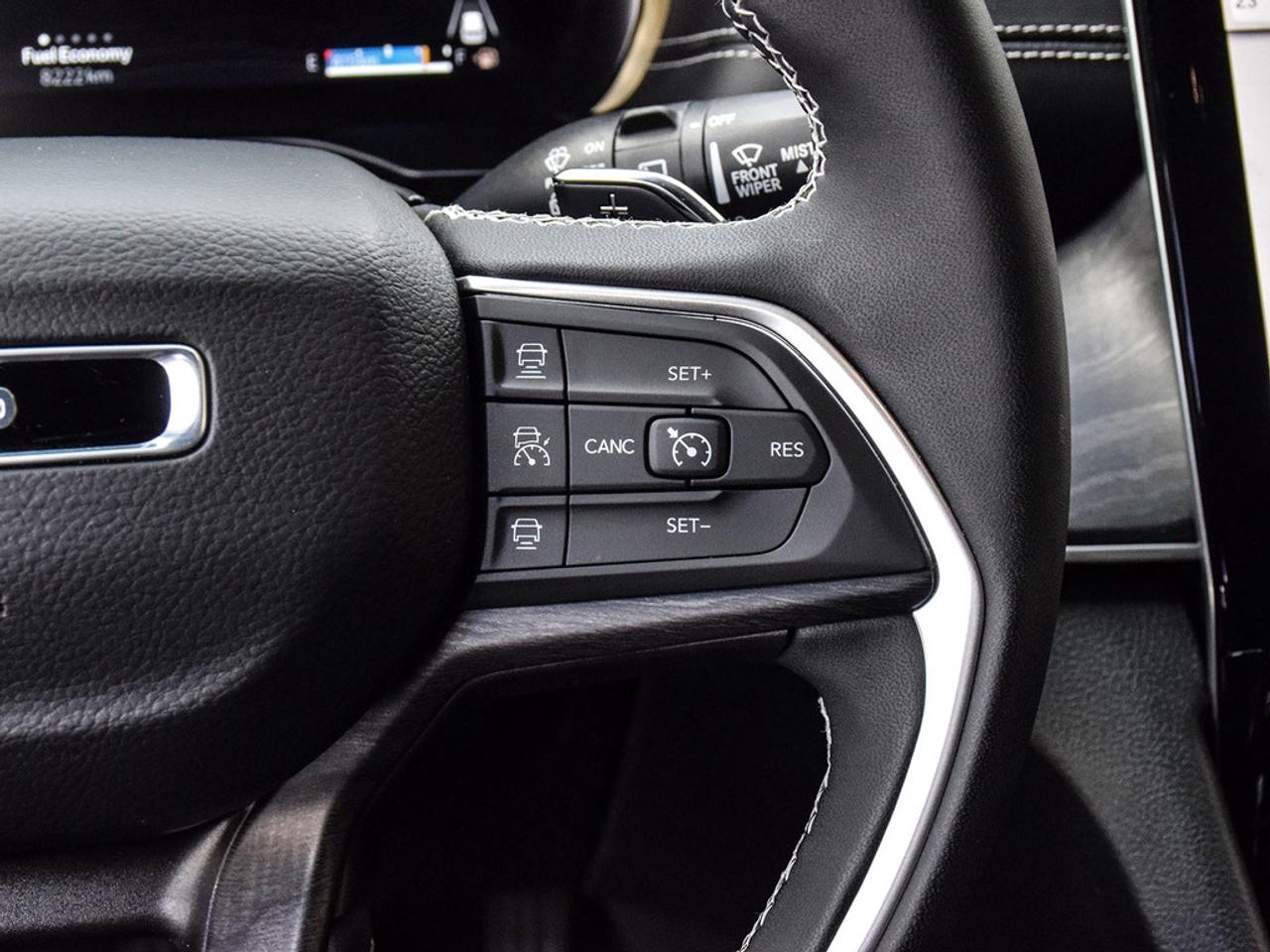 2025 Jeep Grand Cherokee Limited 4dr 4x4 Photo