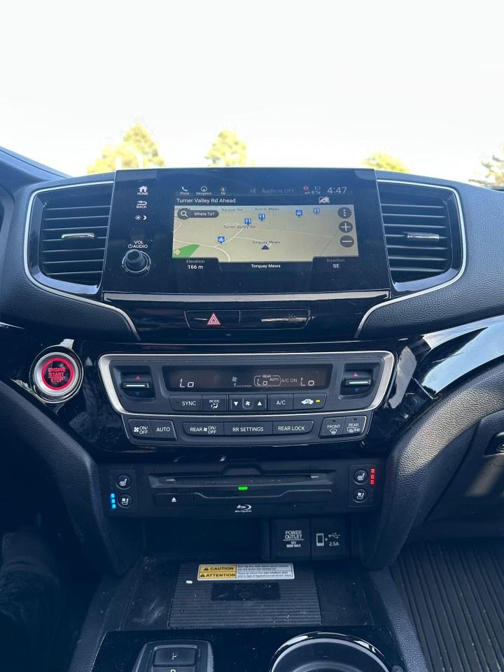 2019 Honda Pilot Touring 8-Passenger AWD Photo