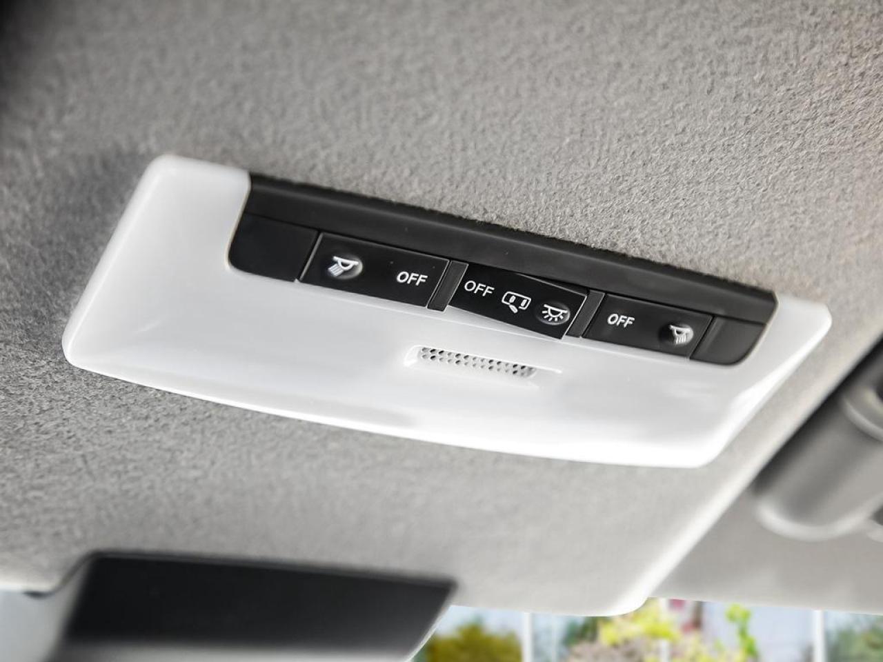 2025 Nissan Kicks Play SV 4dr Front-Wheel Drive Photo