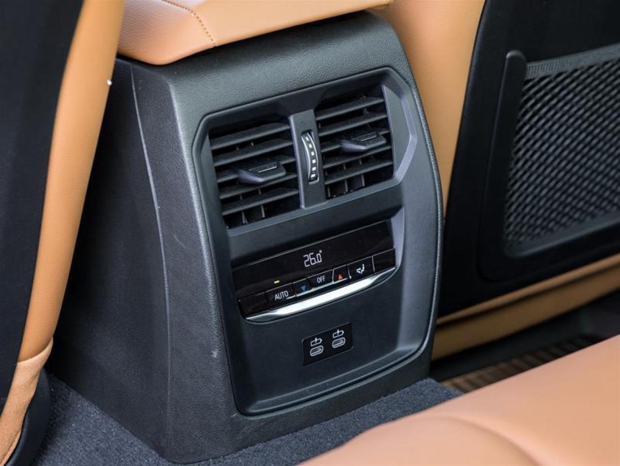 2023 BMW 330 i xDrive 4dr All-Wheel Drive Sedan Photo