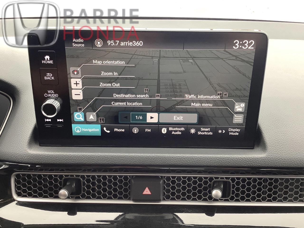 2024 Honda Civic Touring 4dr Sedan Photo2