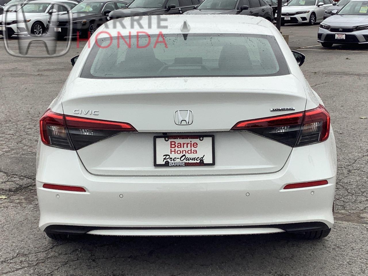 2024 Honda Civic Touring 4dr Sedan Photo