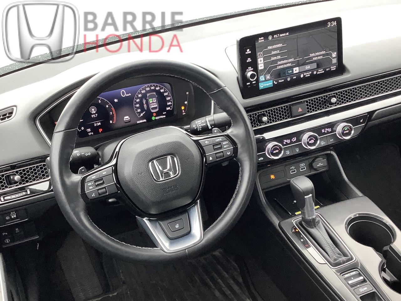 2024 Honda Civic Touring 4dr Sedan Photo