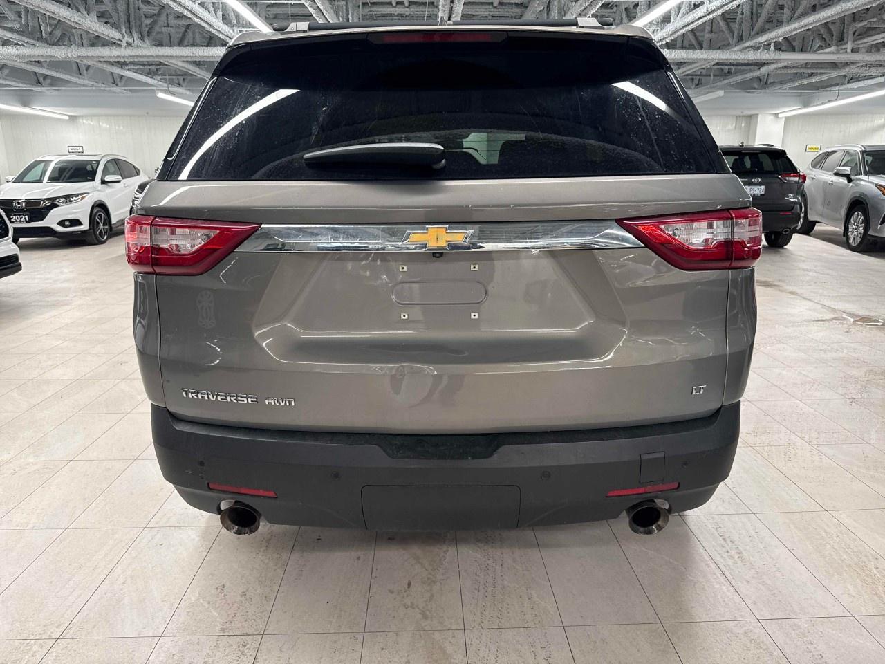 2018 Chevrolet Traverse  Photo2