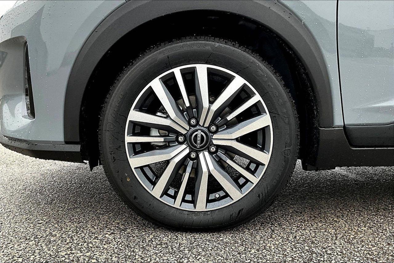 2025 Nissan Kicks Play SV 4dr Front-Wheel Drive Photo