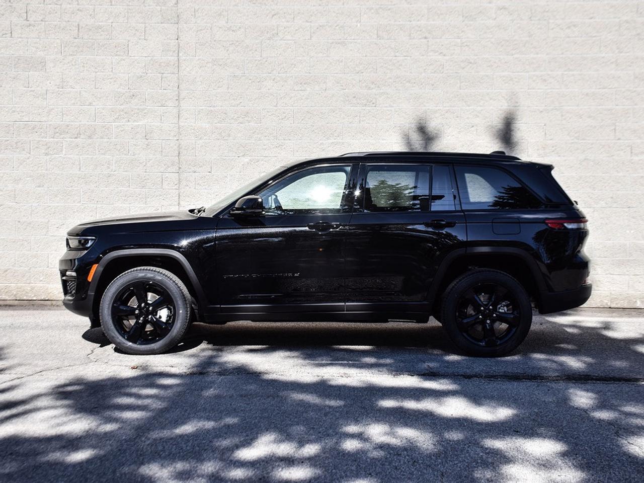 2025 Jeep Grand Cherokee Limited 4dr 4x4 Photo