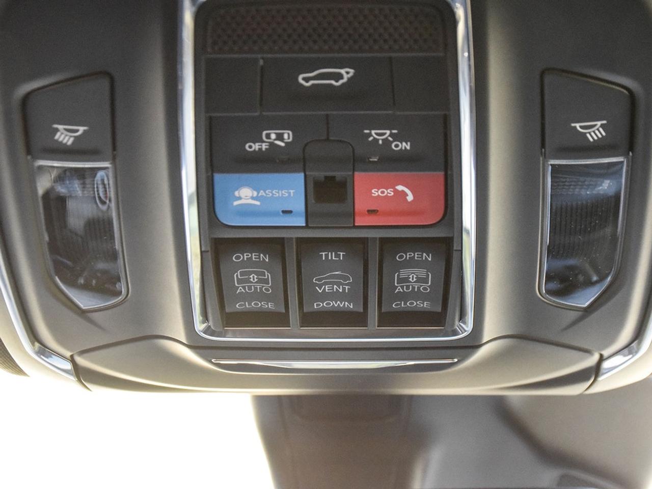 2025 Jeep Grand Cherokee Limited 4dr 4x4 Photo