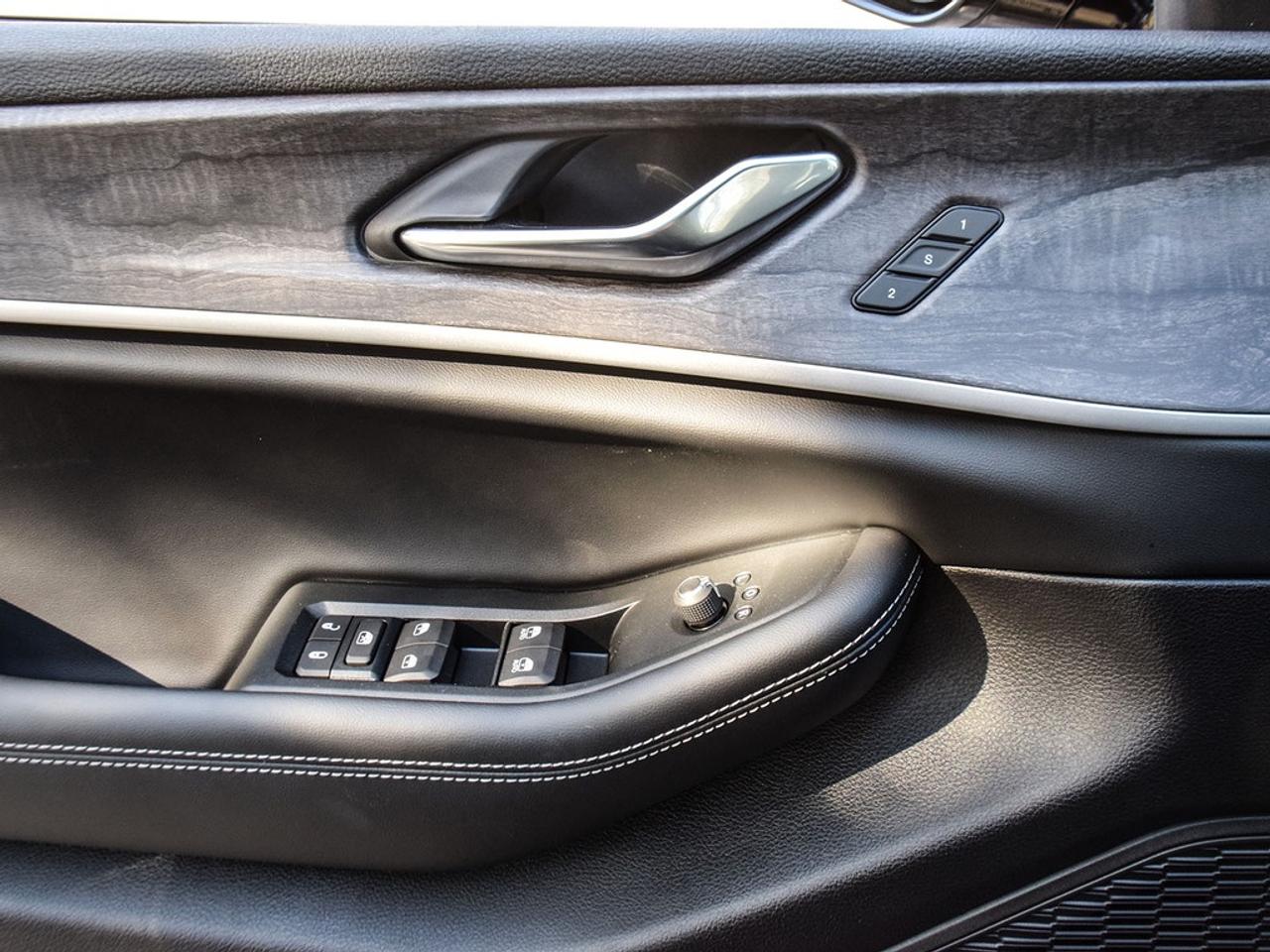 2025 Jeep Grand Cherokee Limited 4dr 4x4 Photo