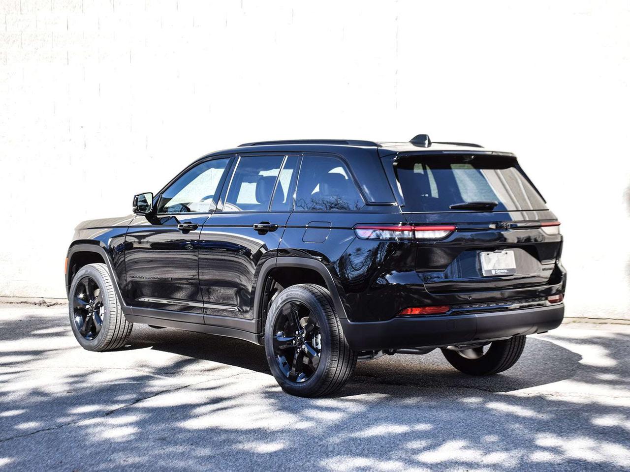 2025 Jeep Grand Cherokee Limited 4dr 4x4 Photo