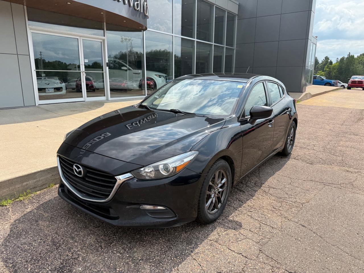 2017 Mazda 3 GX (M6) 4dr Sport Photo3