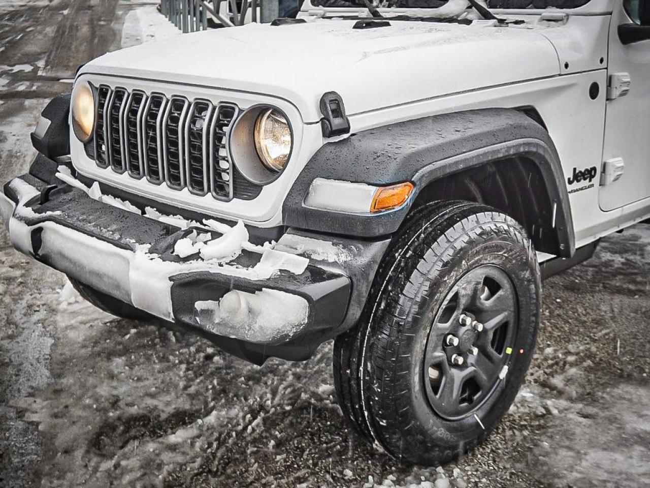 2026 Jeep Wrangler  Photo3