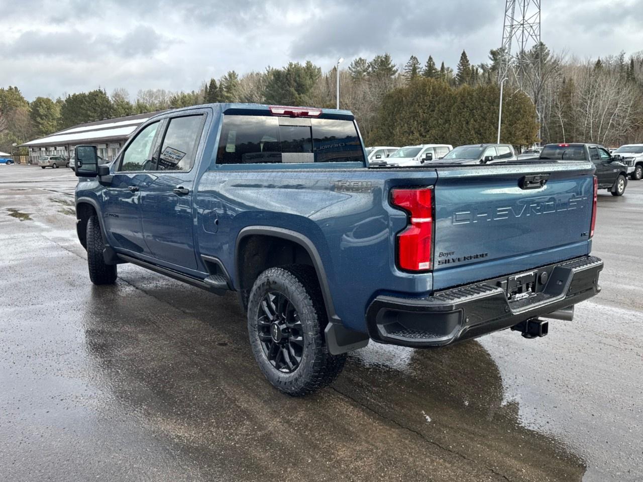 2026 Chevrolet SILVERADO 2500HD 4WD Crew Cab Standard Box LTZ Photo