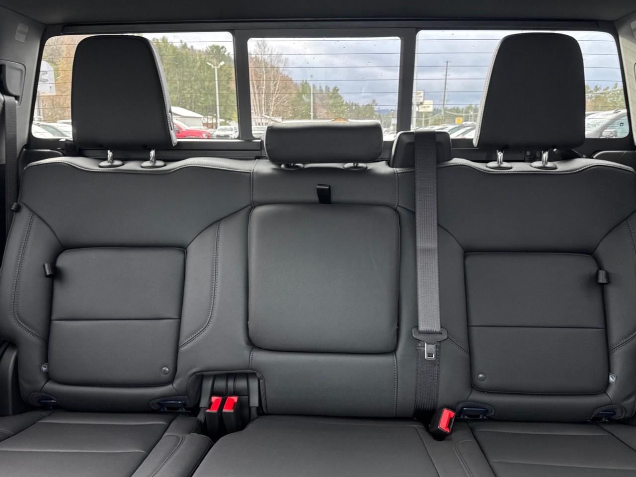 2026 Chevrolet SILVERADO 2500HD 4WD Crew Cab Standard Box LTZ Photo