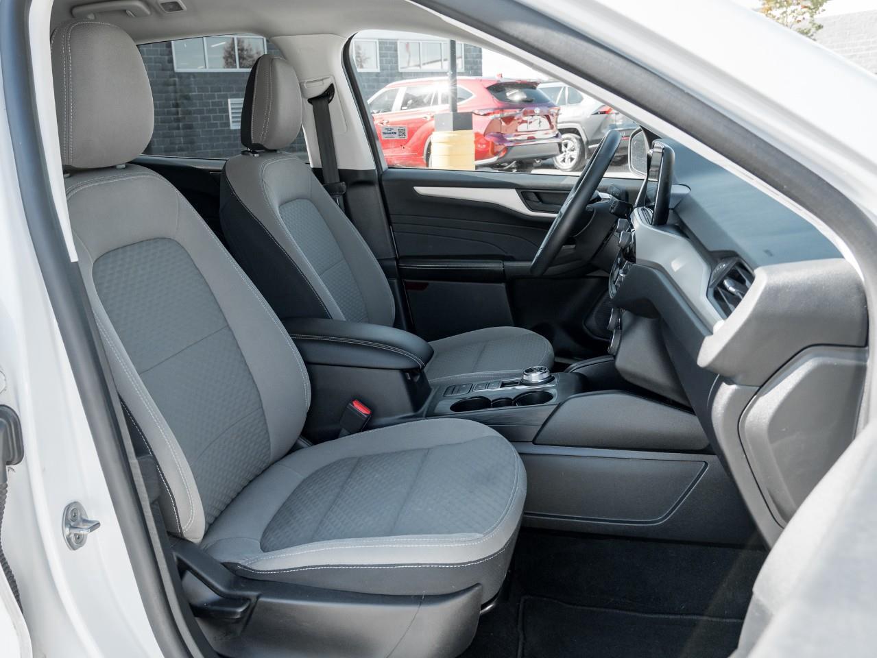 2022 Ford Escape SE 4dr Front-wheel Drive Photo