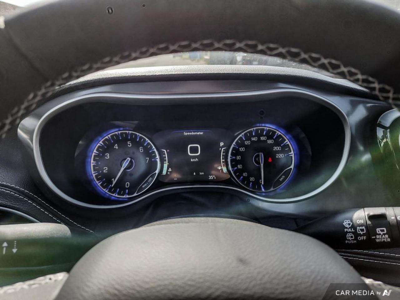 2026 Chrysler Pacifica Select Front-Wheel Drive Passenger Van Photo