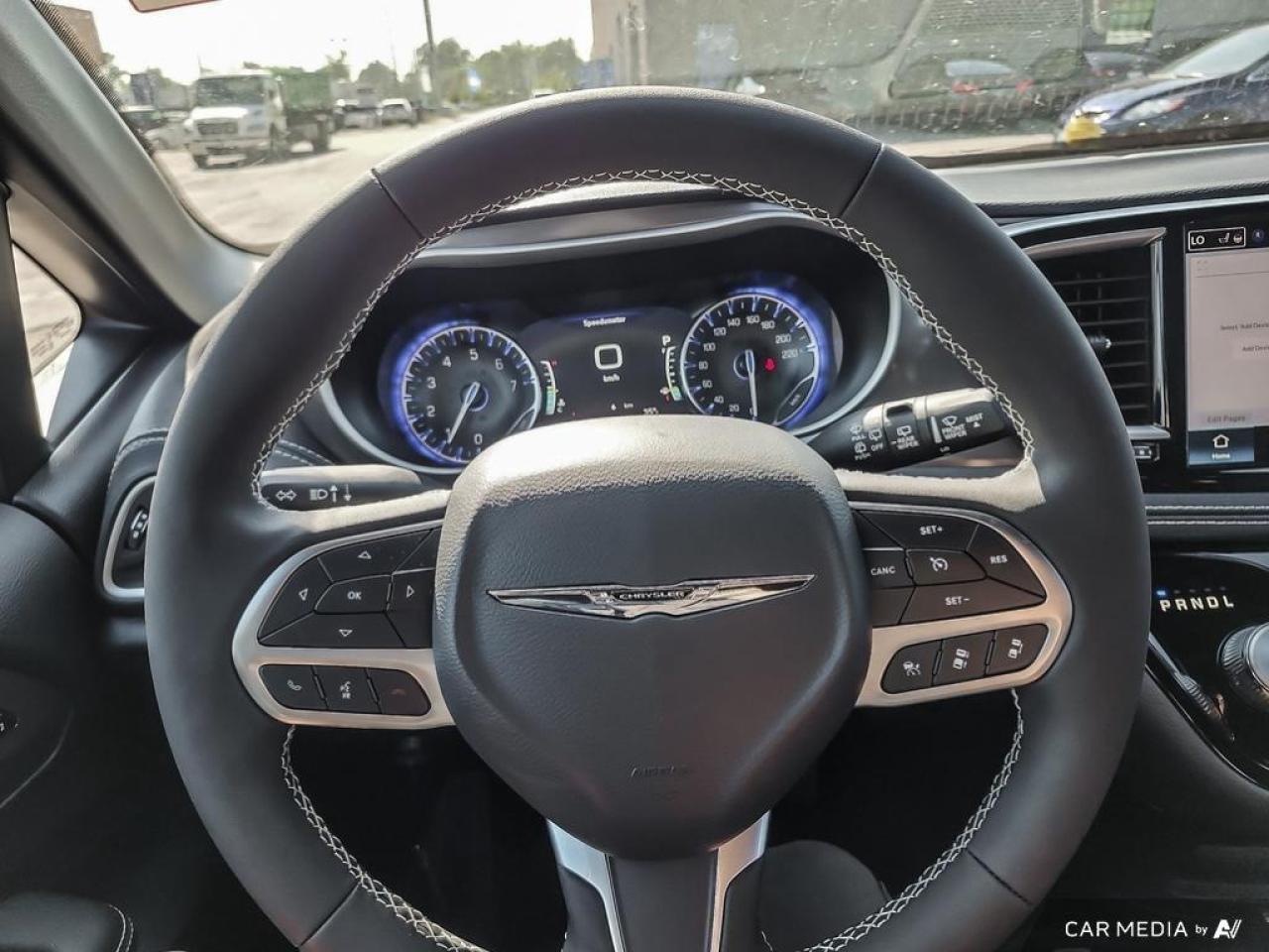 2026 Chrysler Pacifica Select Front-Wheel Drive Passenger Van Photo