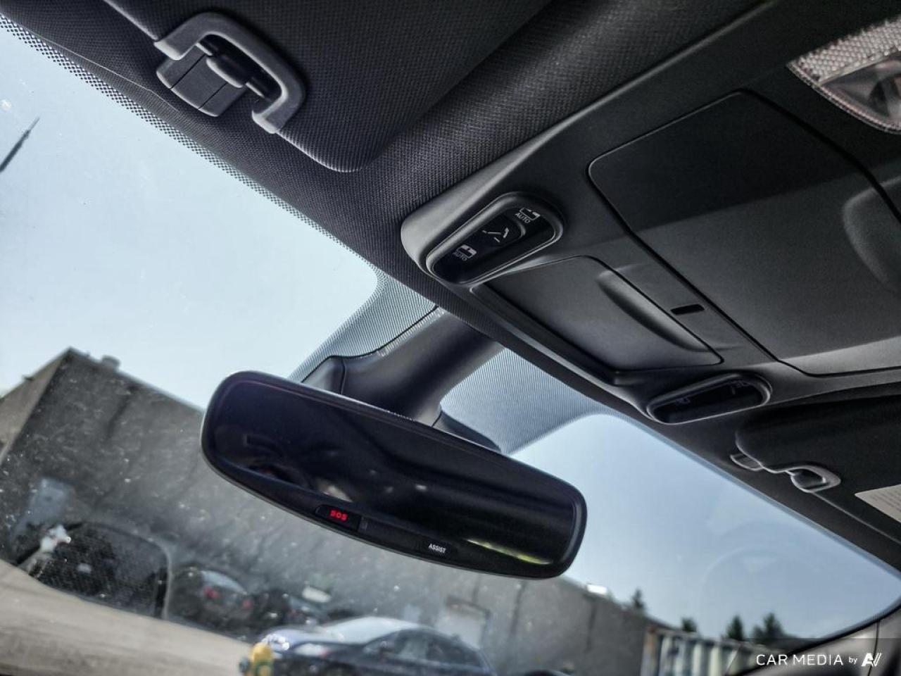 2026 Chrysler Pacifica Select Front-Wheel Drive Passenger Van Photo