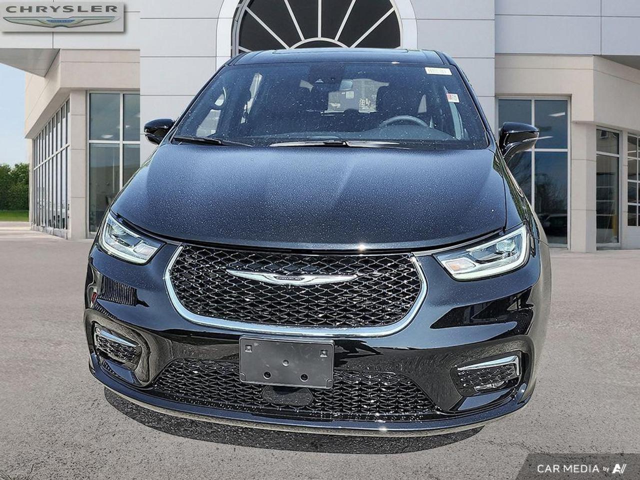 2026 Chrysler Pacifica Select Front-Wheel Drive Passenger Van Photo