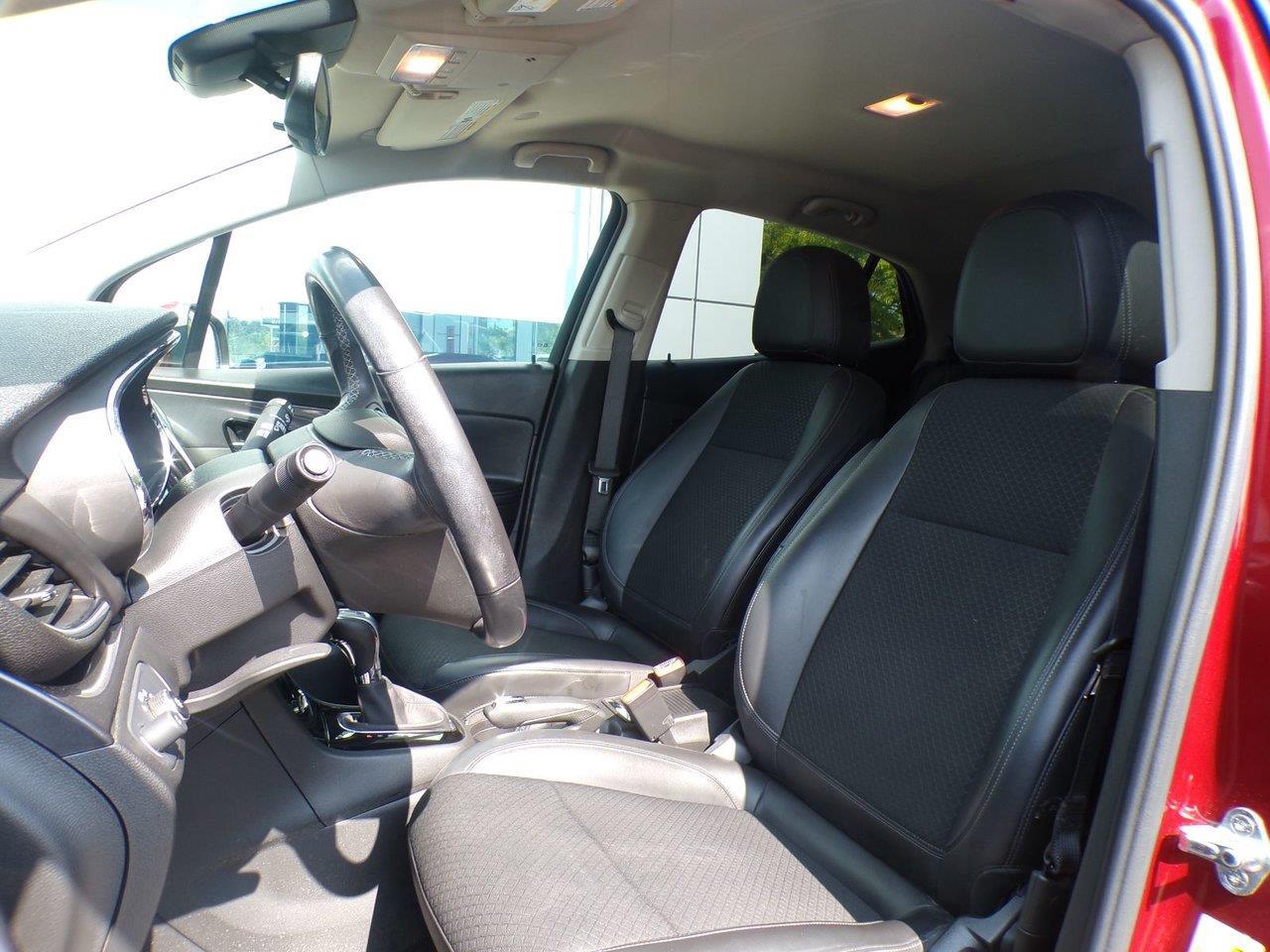 2022 Buick Encore Preferred Front-Wheel Drive Photo