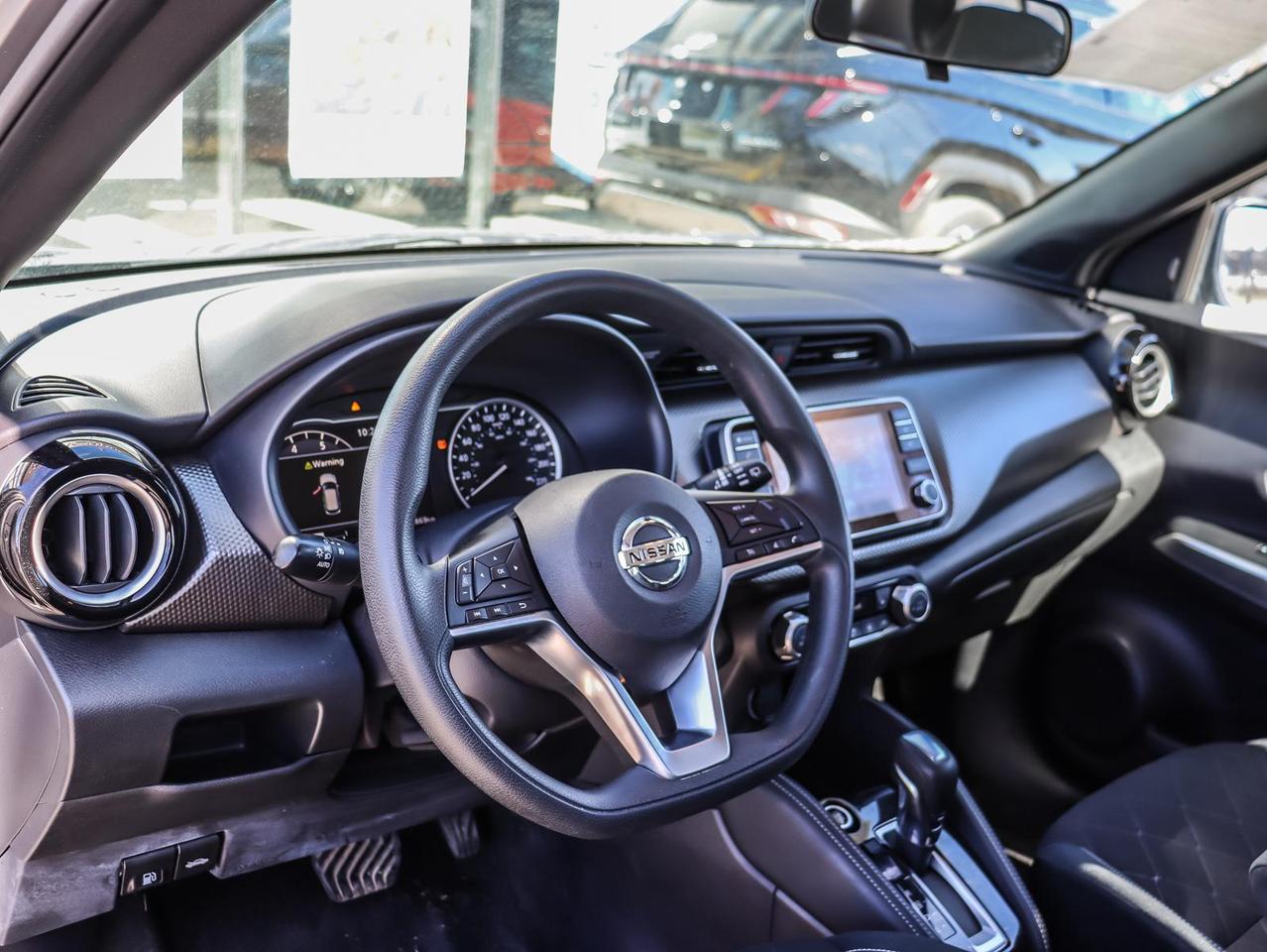 2020 Nissan Kicks SV (CVT) 4dr Front-Wheel Drive Photo