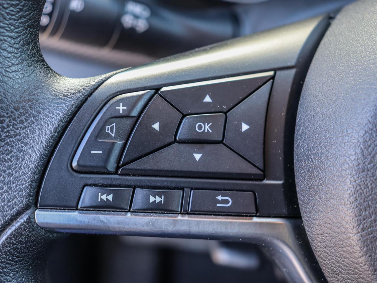 2020 Nissan Kicks SV (CVT) 4dr Front-Wheel Drive Photo