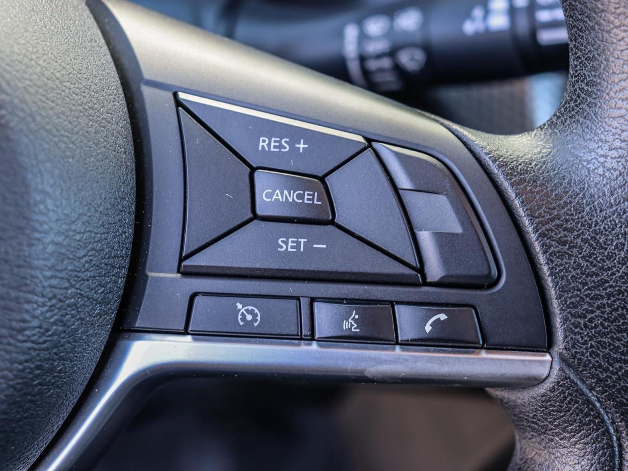 2020 Nissan Kicks SV (CVT) 4dr Front-Wheel Drive Photo