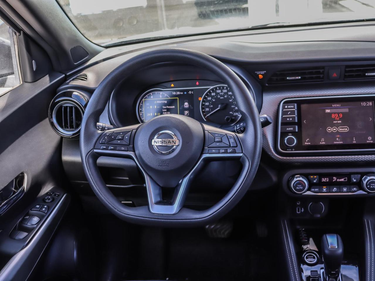 2020 Nissan Kicks SV (CVT) 4dr Front-Wheel Drive Photo