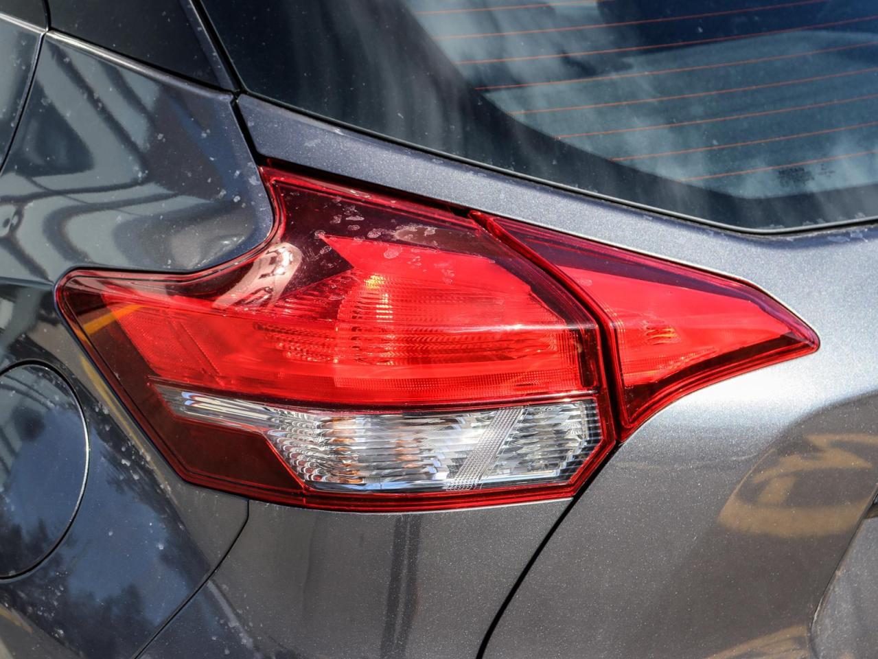 2020 Nissan Kicks SV (CVT) 4dr Front-Wheel Drive Photo