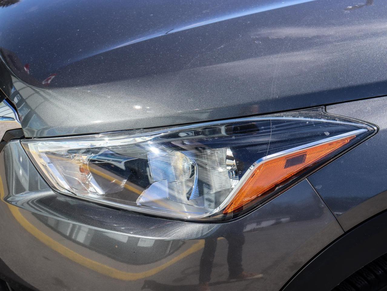 2020 Nissan Kicks SV (CVT) 4dr Front-Wheel Drive Photo