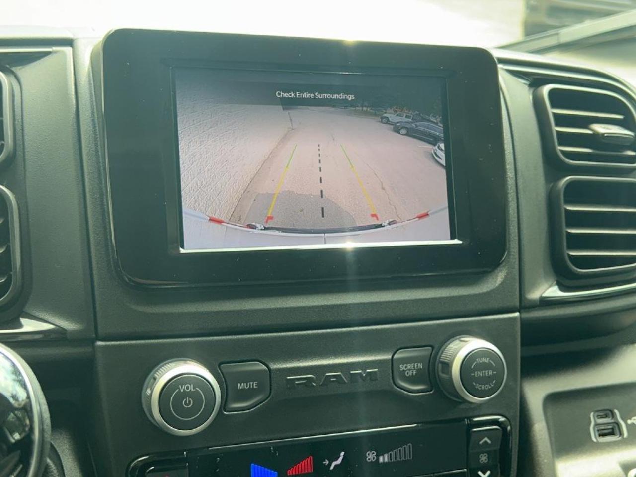 2025 RAM ProMaster 1500 Low Roof Cargo Van 136 in. WB Photo