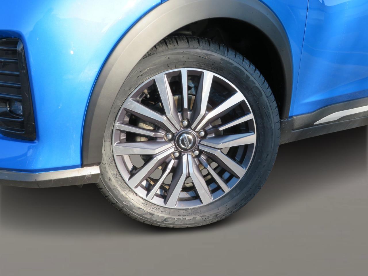 2021 Nissan Kicks SR FWD Photo