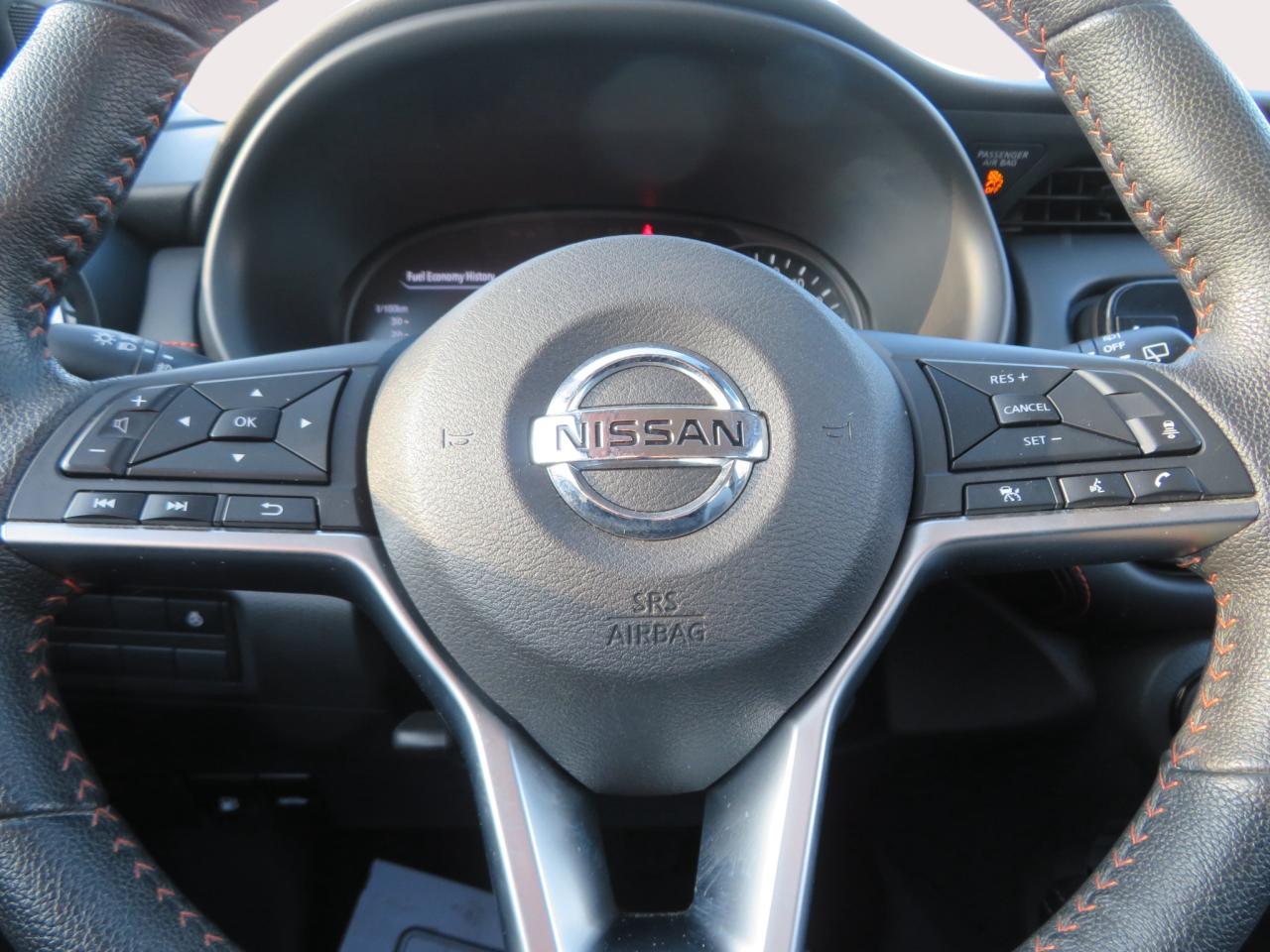 2021 Nissan Kicks SR FWD Photo