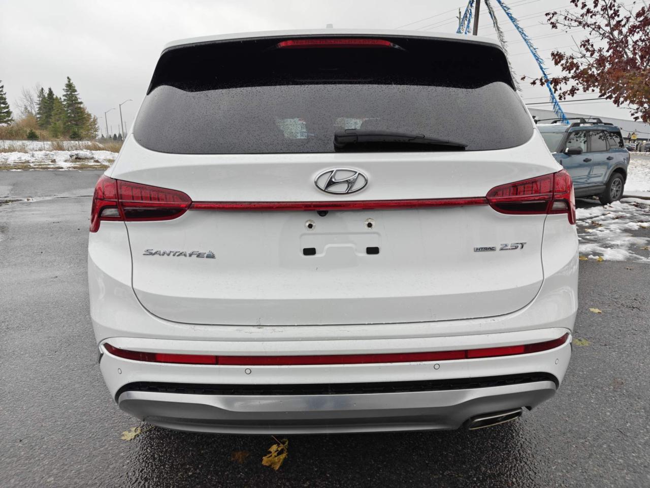 2022 Hyundai Santa Fe Ultimate Calligraphy 4dr All-Wheel Drive Photo3