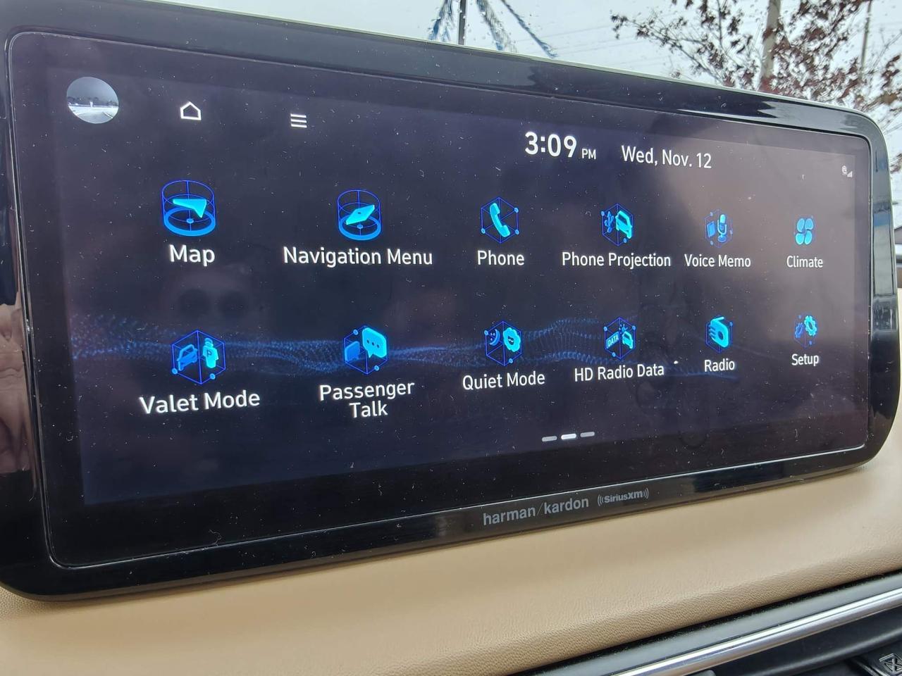 2022 Hyundai Santa Fe Ultimate Calligraphy 4dr All-Wheel Drive Photo