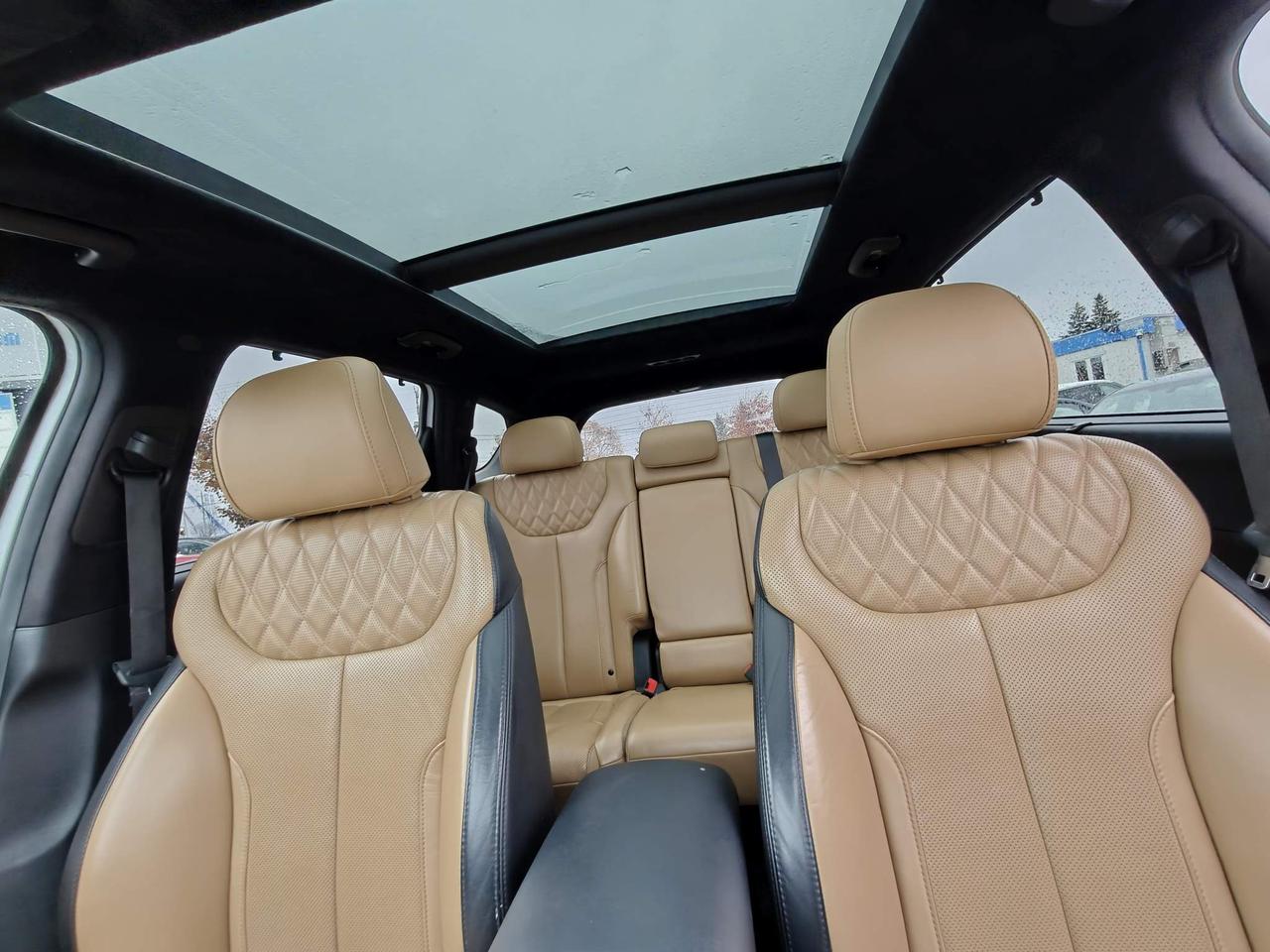 2022 Hyundai Santa Fe Ultimate Calligraphy 4dr All-Wheel Drive Photo